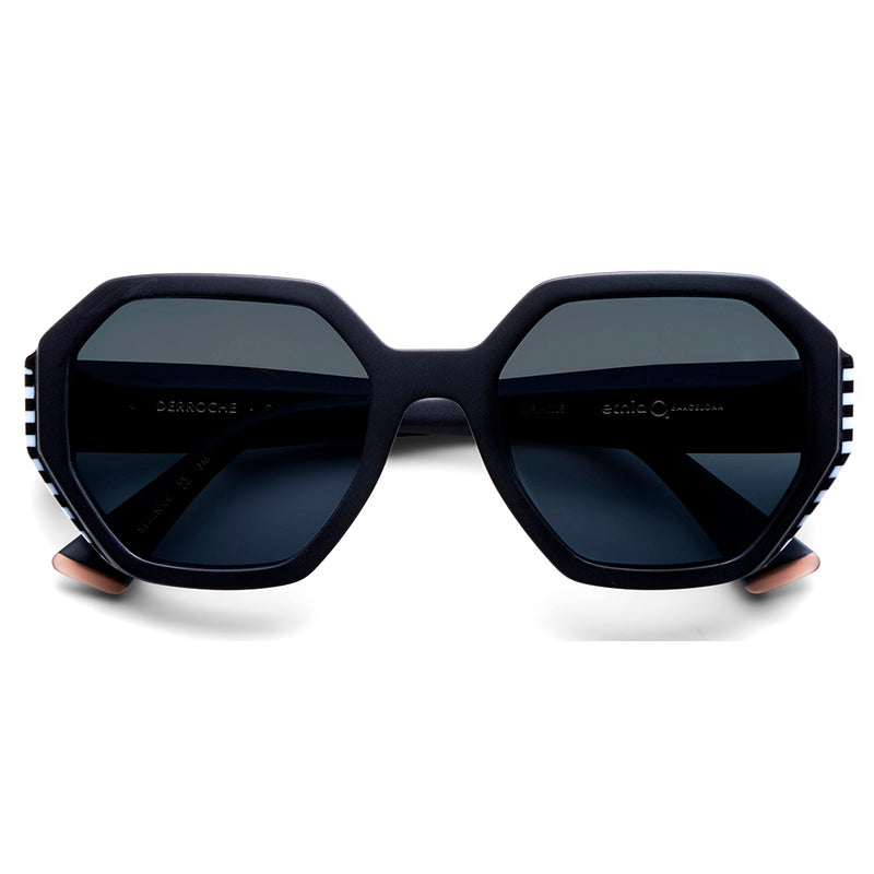 Etnia Barcelona Sunglasses, Model: Derroche Colour: BK