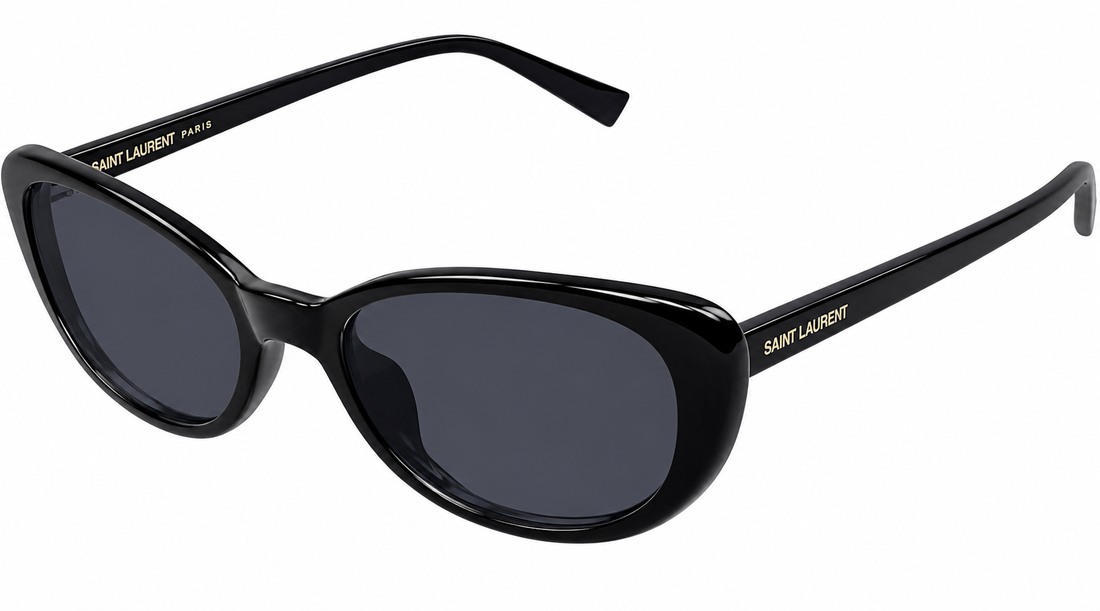 Rosé Defines Modern Glamour in Saint Laurent’s Razor-Sharp Cat-Eye