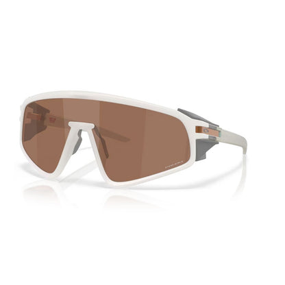 Oakley Sunglasses, Model: 0OO9404 Colour: 21