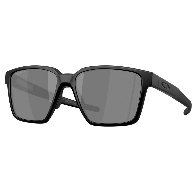 Oakley Sunglasses, Model: 0OO9470 Colour: 01
