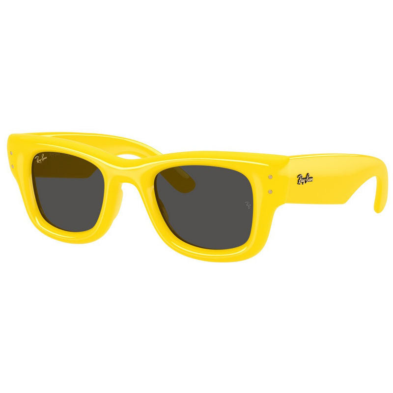 Ray Ban Sunglasses, Model: 0RB4940 Colour: 683087