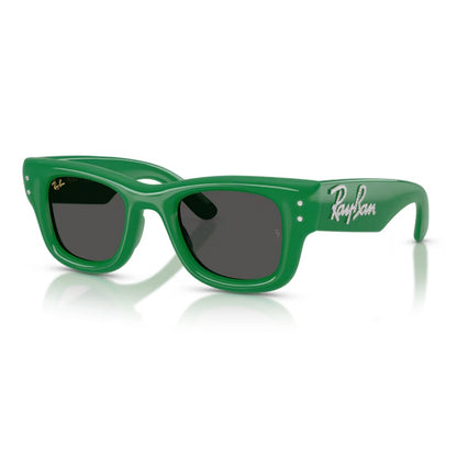 Ray Ban Sunglasses, Model: 0RB4940 Colour: 685987