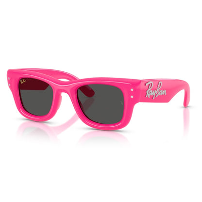 Ray Ban Sunglasses, Model: 0RB4940 Colour: 686287