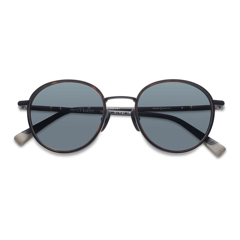 Etnia Barcelona Sunglasses, Model: DevilsElbow Colour: BK