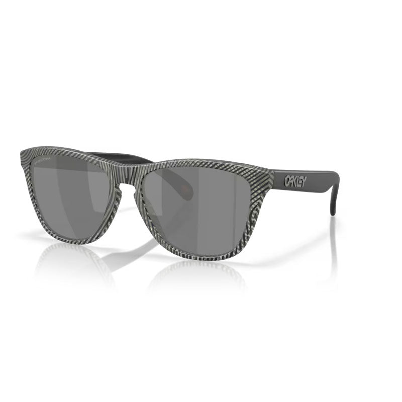 Oakley Sunglasses, Model: OO9013 Colour: M0