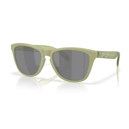 Oakley Sunglasses, Model: OO9013 Colour: M2