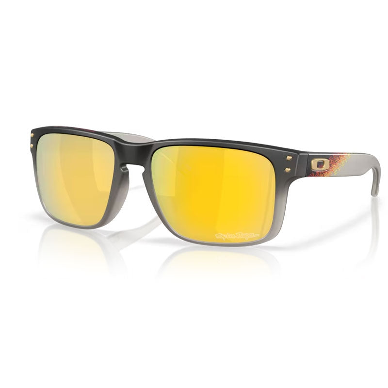 Oakley Sunglasses, Model: OO9102 Colour: AH